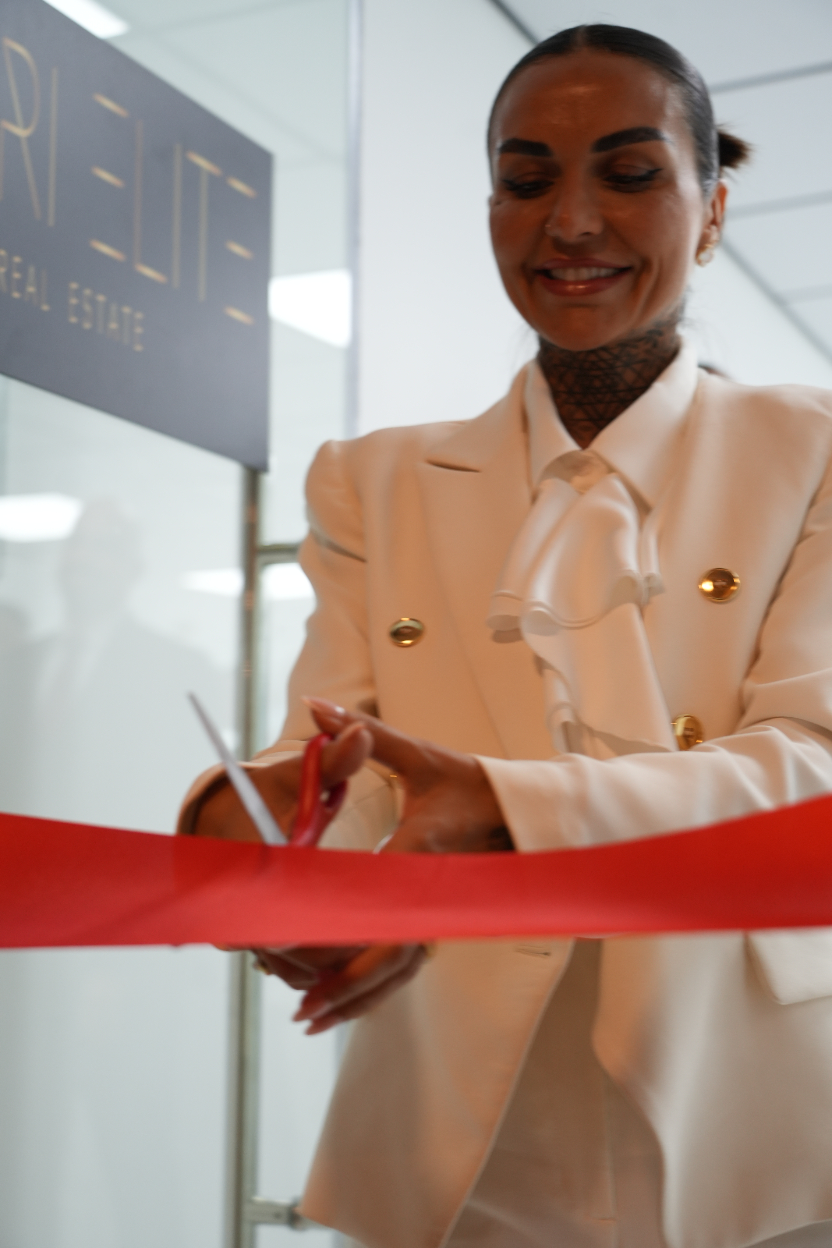 Fabri Elite ribbon cutting